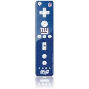  Skinit New York Giants Wii Remote Controller Distressed 