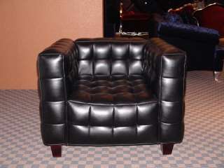 Modern Botton Styled Leather Chair #1181  