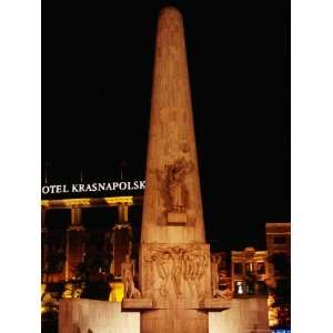  National Monument at Dam Square, Amsterdam, Netherlands 