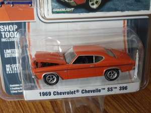 Greenlight MUSCLE 1969 Chevrolet Chevelle SS 396 hugger orange  