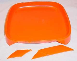 VINTAGE MOD ORANGE UNUSED PICNIC SET #2  