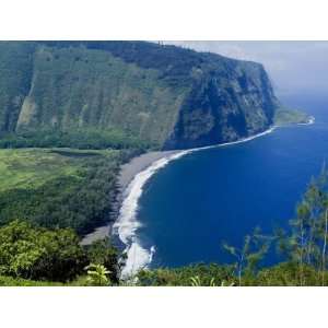  View of Waipio Valley, Island of Hawaii (Big Island), Hawaii 