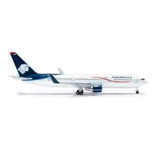  HE518987 Herpa Wings Aeromexico 767 300 Model Airplane 