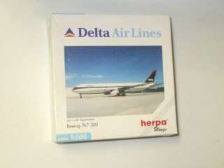 HERPA WINGS #502948 BOEING 767 300 DELTA AIRLINES 1 50  