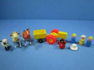   PRICE FAMILY FARM LITTLE PEOPLE #915 FARMERS, ANIMALS, TRACTOR & MORE