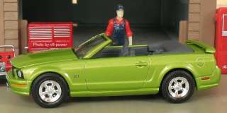 2006 FORD MUSTANG GT CONV in Legend Lime, 164 Diecast  
