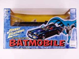 Johnny Lightning 1960s BATMOBILE Die Cast Model 1:24 Kit New Batman 