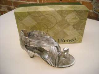 CUTE J Renee SILVER Strappy TOE RING SANDALS 6 NEW  