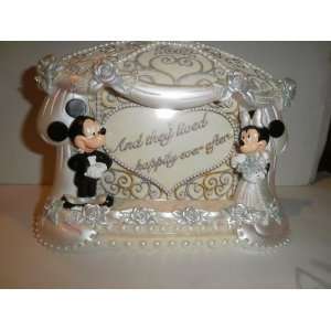  Minnie and Mickey Wedding Frame 