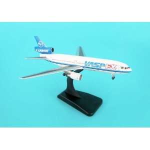  AVIATION400 VASP EX CARG0 DC 10 30 1/400: Home & Kitchen