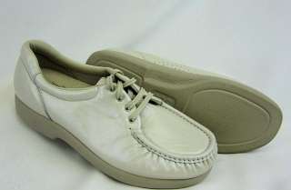 NEW IN THE BOX AUTHENTIC STOCK FROM SAS TAKE TIME PEARL BONE LEATHER 