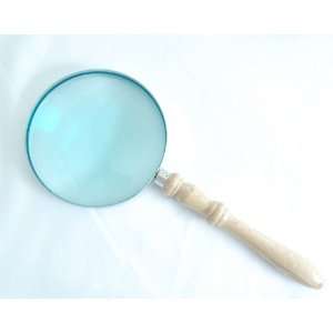  6 Magnifying Glass   4 Diopter   Solid Wood Handle 