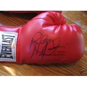  RAY BOOM BOOM MANCINI AUTOGRAPHED BOXING GLOVE (BOXING 