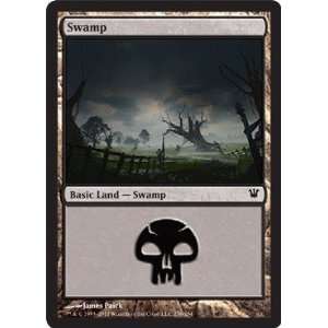    Magic the Gathering   Swamp (256)   Innistrad Toys & Games