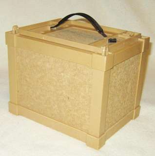   Crawler Crib Fishing Tackle Bait Worm Box Carrying Case Model 1016