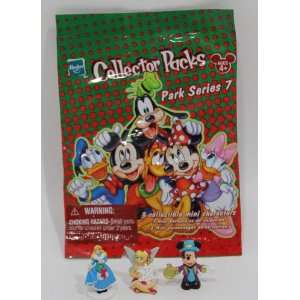 : Disney Parks Holiday Collectors Pack Park Series 7   Disney Parks 