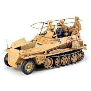   Tamiya 1/35 German Sd.Kfz.250/3 Greif Military Model Kit Toys & Games