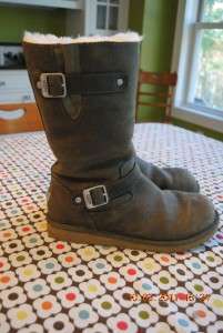 UGG Kensington Boots Size 10  