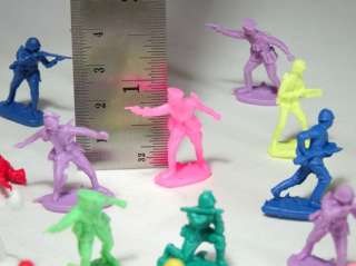 Lot 30 Vintage Plastic Toy War Soldiers US Army Figure  