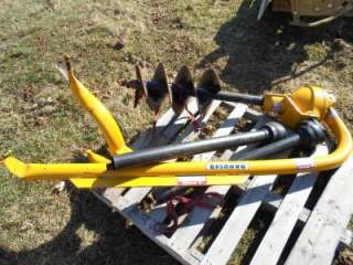 DANUSER POST HOLE DIGGER MODEL G20 3 POINT HITCH ATTACHMENT W/12 
