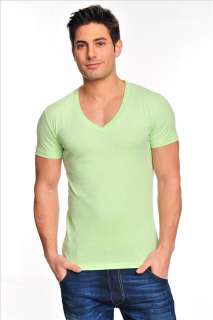 Wasabi Deep V Neck T Shirt   tiefer V Ausschnitt   Neu  