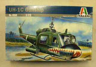 72 UH 1C Huey Gunship Helo Italeri 050  
