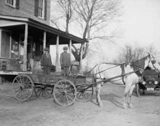   COUNTRY STORE BLACK & WHITE PHOTO 1914 HORSE WAGON FORD MODEL T COKES