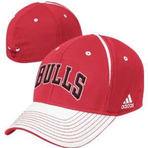 Chicago Bulls adidas Red Structured Flex Hat:  Sports 