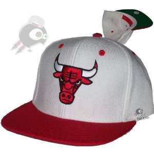  Chicago Bulls Wt/Rd. Lone Bull Retro Snapback Cap Hat 