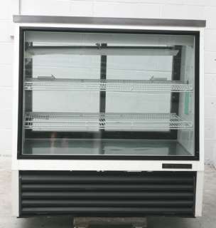 TRUE TSID 48 2 48 COMMERCIAL DELI CASE DISPLAY REFRIGERATED COUNTER 