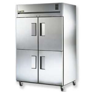  True Refrigeration   Commercial Freezer   Extra Deep 