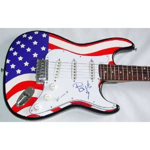  Green Day Billie Joe Armstrong Signed USA Flag Guitar 