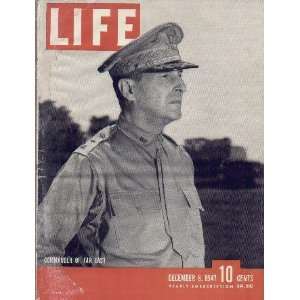  General Douglas MacArthur, Comander of the Far East, 1941 