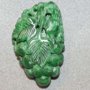 Grapes Cluster Double Sided Maw Sit Sit Carved Pendant  