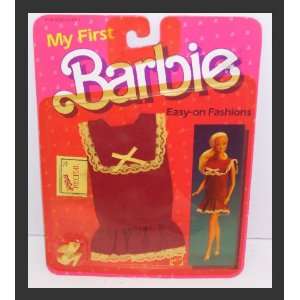  Vintage Barbie Doll Easy on Fashions Recital Dress: Toys 